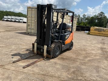 Main image Doosan G25E